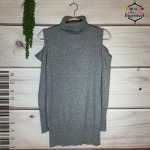 Nordstrom LOVE TOKEN Grey Cold Shoulder Sweater S